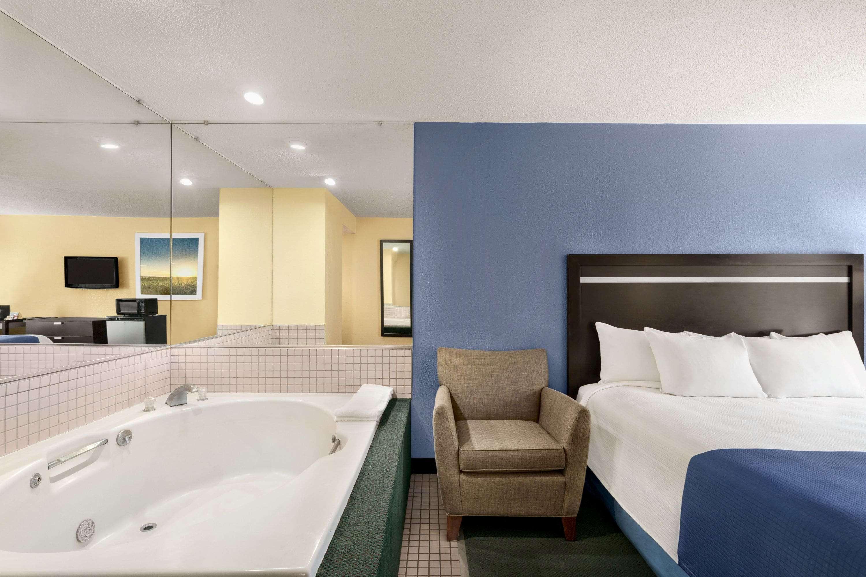 Days Inn By Wyndham Auburn/Finger Lakes Region מראה חיצוני תמונה