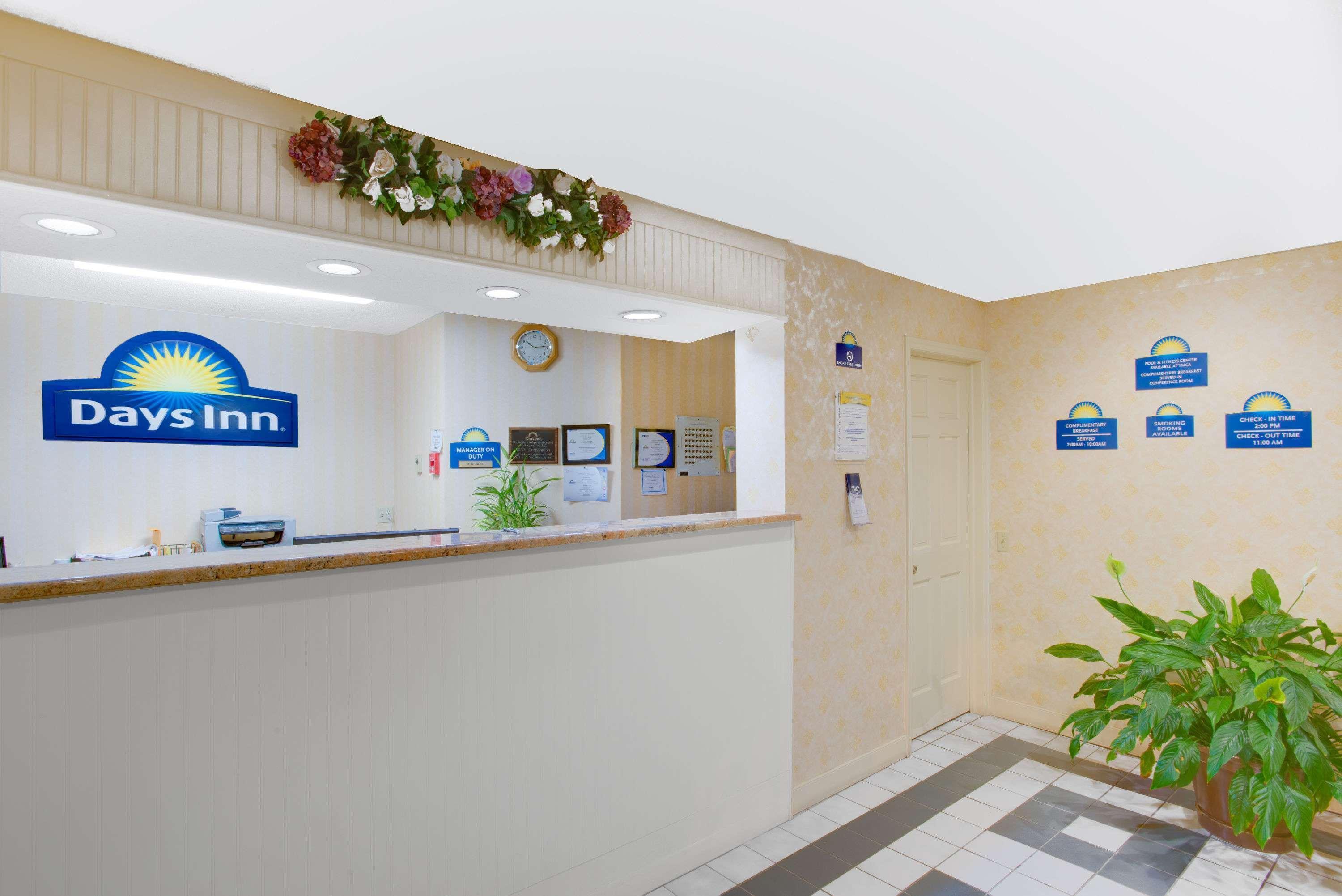 Days Inn By Wyndham Auburn/Finger Lakes Region מראה חיצוני תמונה